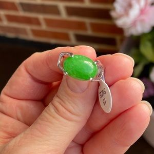 Silver Ring with green Natural Stone, sz 7 3/4
